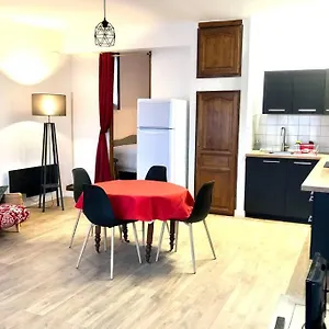  Appartement Proche Gare + Parking , Impasse Tranquille